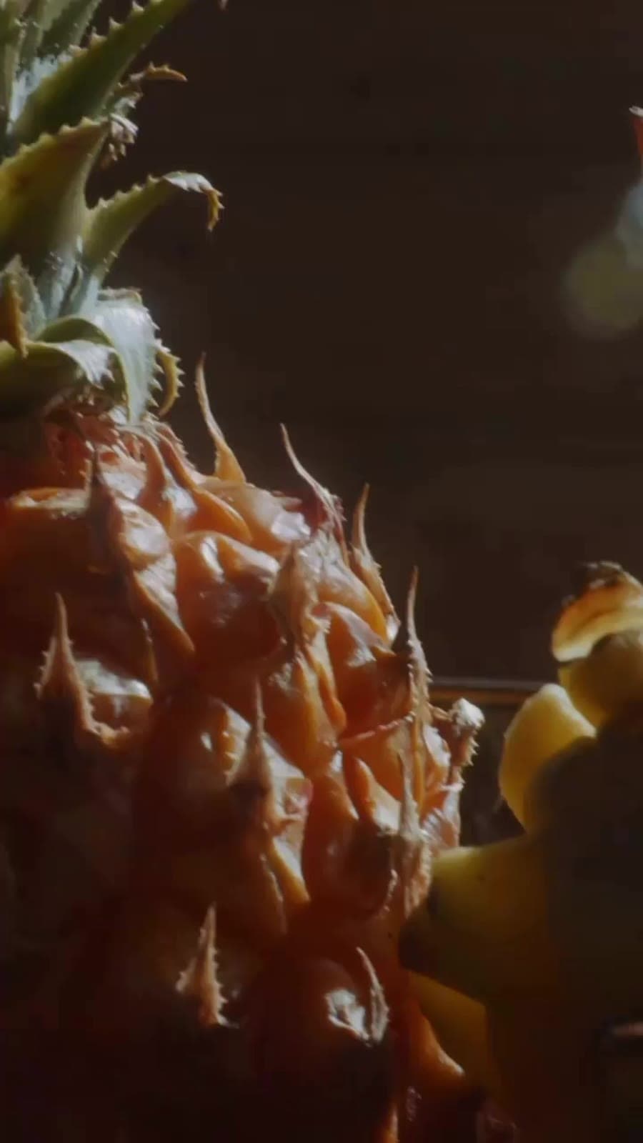 A short clip inside Fruit Plug — exotic and tropical fruits on show.